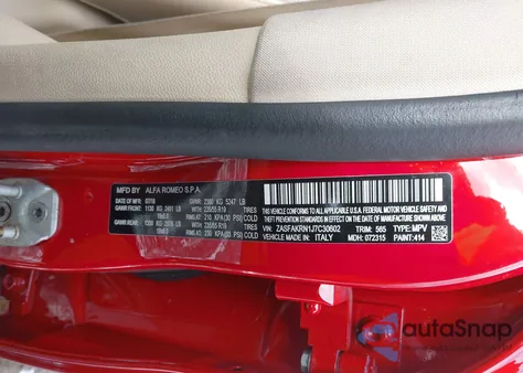 2018 Alfa Romeo Stelvio Ti Lusso Awd z USA, uszkodzony, nr VIN ZASFAKRN1J7C30602